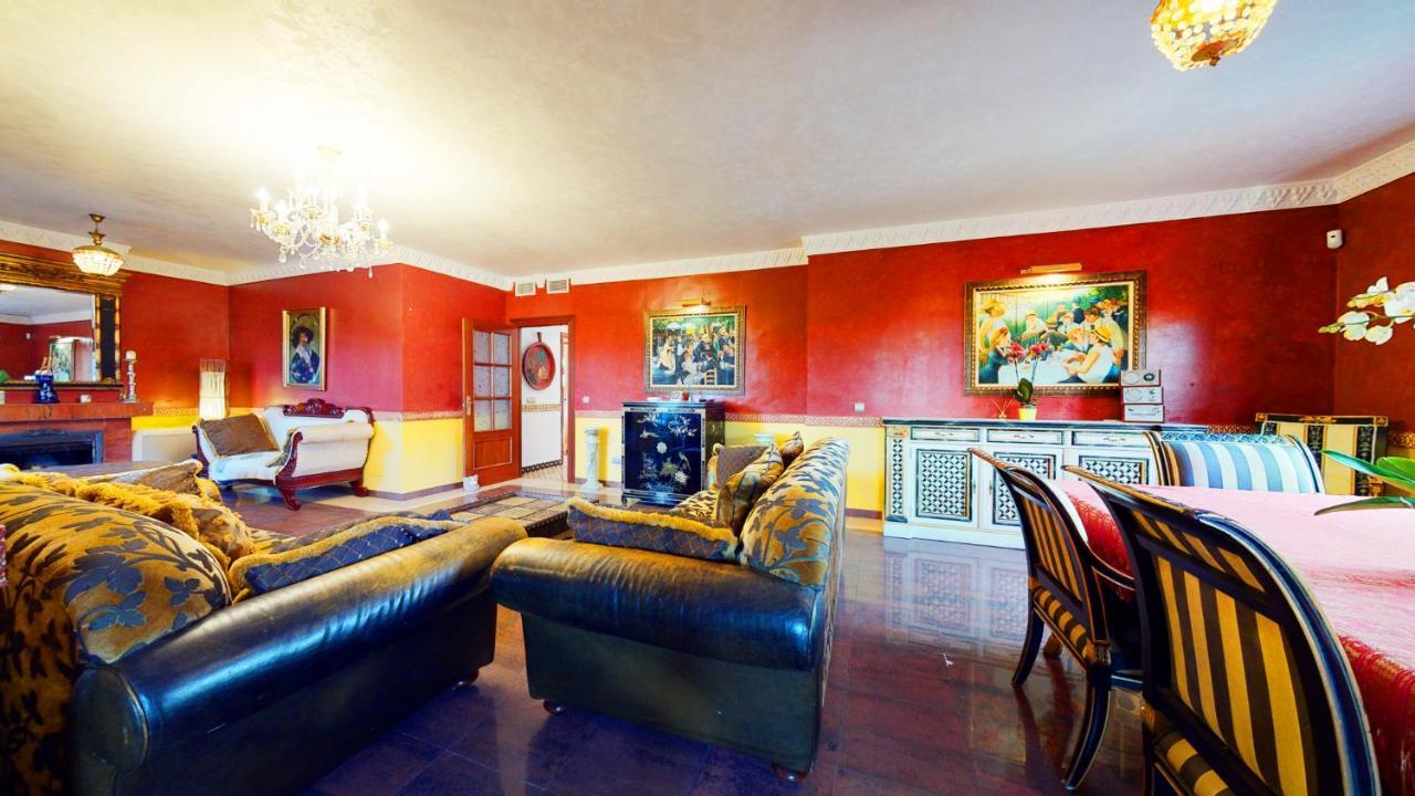 Majestic Villa By The Beach Heated Private Pool & Jacuzzi Benalmádena Buitenkant foto