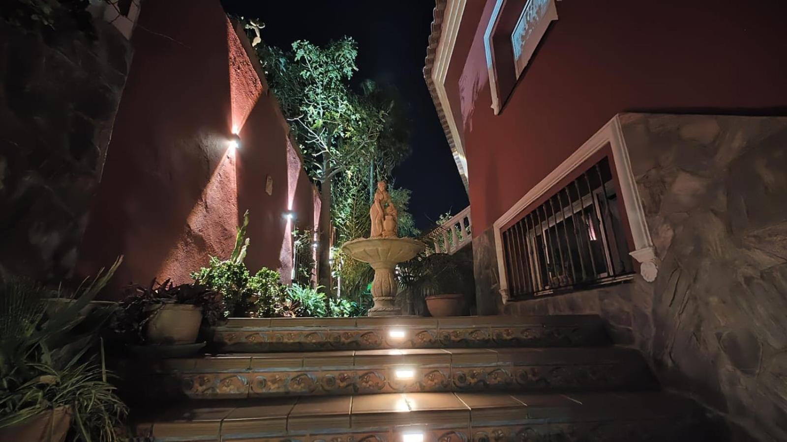 Majestic Villa By The Beach Heated Private Pool & Jacuzzi Benalmádena Buitenkant foto