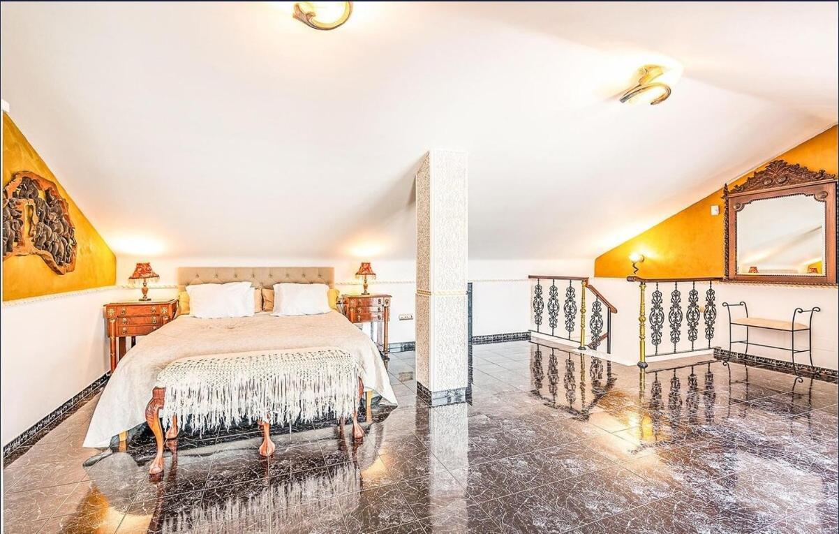Majestic Villa By The Beach Heated Private Pool & Jacuzzi Benalmádena Buitenkant foto