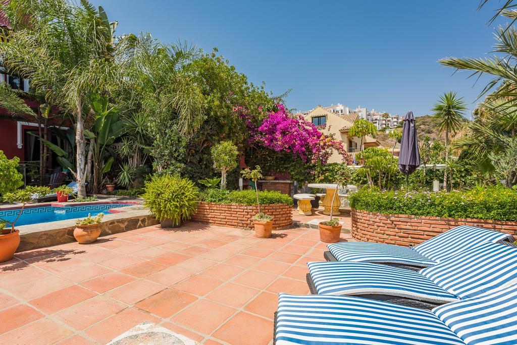 Majestic Villa By The Beach Heated Private Pool & Jacuzzi Benalmádena Buitenkant foto